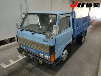 Mazda TITAN  с аукциона в Японии