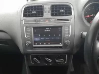 Volkswagen POLO лот № 38037 оценка 4  с аукциона в Японии 8