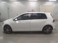 Volkswagen GOLF лот № 38038 оценка 4.5  с аукциона в Японии 3
