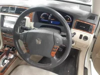 Toyota CROWN лот № 30138 оценка 3.5  с аукциона в Японии 6