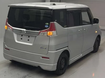Suzuki SOLIO  с аукциона в Японии