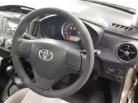 Toyota COROLLA AXIO лот № 30144 оценка 3.5  с аукциона в Японии 6