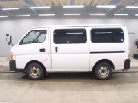 Nissan CARAVAN VAN лот № 3055 оценка RA  с аукциона в Японии 3