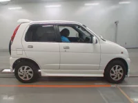 Daihatsu TERIOS KID лот № 116 оценка 4  с аукциона в Японии 2