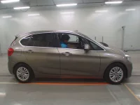 BMW 2-Series лот № 38050 оценка 4  с аукциона в Японии 2