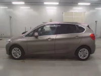 BMW 2-Series лот № 38050 оценка 4  с аукциона в Японии 3