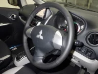 Mitsubishi I-MIEV лот № 3059 оценка 4  с аукциона в Японии 2