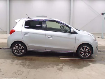 Mitsubishi MIRAGE  с аукциона в Японии