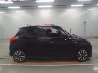 Suzuki SWIFT  с аукциона в Японии