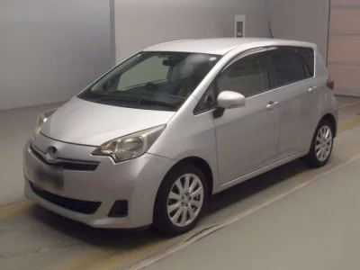 Toyota RACTIS  с аукциона в Японии