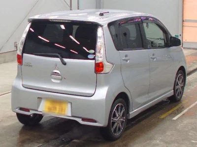 Mitsubishi EK CUSTOM