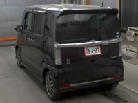 Honda N BOX лот № 3083 оценка 4  с аукциона в Японии 1