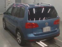 Volkswagen GOLF TOURAN лот № 38078 оценка 4  с аукциона в Японии 5