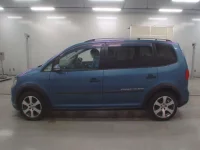 Volkswagen GOLF TOURAN лот № 38078 оценка 4  с аукциона в Японии 3