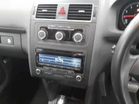 Volkswagen GOLF TOURAN лот № 38077 оценка 4  с аукциона в Японии 8