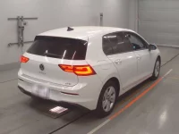 Volkswagen GOLF лот № 38084 оценка 4.5  с аукциона в Японии 1