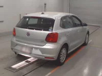 Volkswagen POLO лот № 38085 оценка 4.5  с аукциона в Японии 1