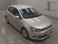 Volkswagen POLO лот № 38085 оценка 4.5  с аукциона в Японии 4