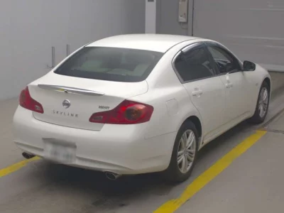 Nissan SKYLINE