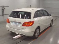 Mercedes-Benz B CLASS лот № 38091 оценка 4  с аукциона в Японии 1