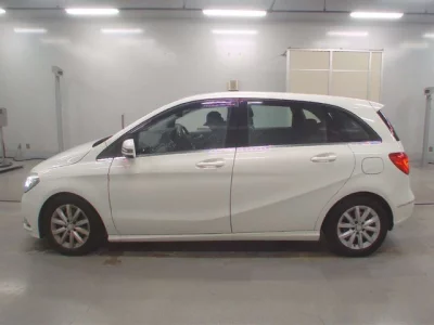 Mercedes-Benz B CLASS