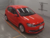 Volkswagen POLO лот № 38098 оценка 5  с аукциона в Японии 4