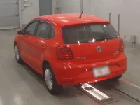 Volkswagen POLO лот № 38098 оценка 5  с аукциона в Японии 5