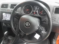 Volkswagen POLO лот № 38098 оценка 5  с аукциона в Японии 6