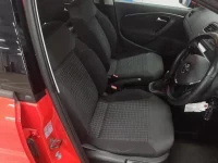 Volkswagen POLO лот № 38098 оценка 5  с аукциона в Японии 7