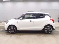 Suzuki SWIFT лот № 3101 оценка 4  с аукциона в Японии 3