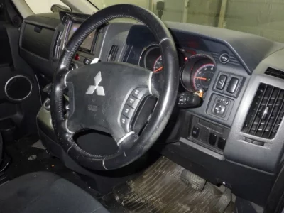 Mitsubishi DELICA D5