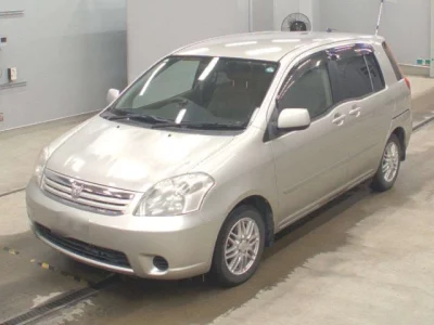 Toyota RAUM