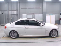 BMW 3-Series лот № 10018 оценка 3.5  с аукциона в Японии 2