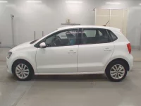 Volkswagen POLO лот № 38107 оценка 4.5  с аукциона в Японии 3