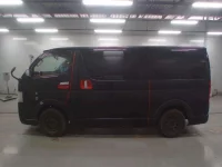 Toyota HIACE VAN лот № 30207 оценка R  с аукциона в Японии 3