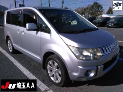 Mitsubishi DELICA D5