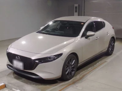 Mazda MAZDA3  с аукциона в Японии