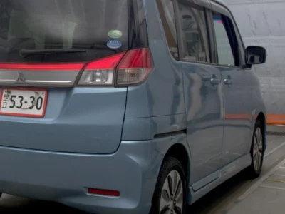Mitsubishi DELICA D2