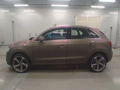 Audi Q3  с аукциона в Японии