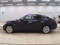 Nissan FUGA лот № 3130 оценка 4  с аукциона в Японии 3