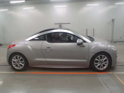 Peugeot RCZ