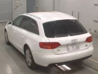 Audi A4 лот № 38143 оценка 4  с аукциона в Японии 5