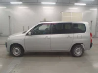 Toyota SUCCEED лот № 30232 оценка R  с аукциона в Японии 3