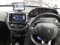 Peugeot 208 лот № 38148 оценка 5  с аукциона в Японии 8