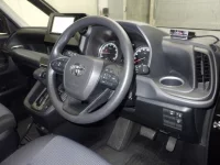 Toyota NOAH лот № 6094 оценка R  с аукциона в Японии 2