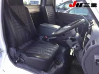 Mazda BONGO лот № 2043 оценка RA  с аукциона в Японии 4