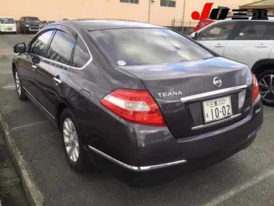 Nissan TEANA