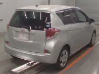 Toyota RACTIS лот № 30253 оценка R  с аукциона в Японии 1