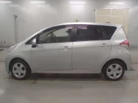 Toyota RACTIS лот № 30253 оценка R  с аукциона в Японии 3