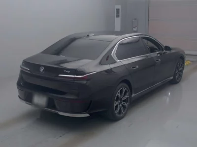 BMW 7-Series  с аукциона в Японии